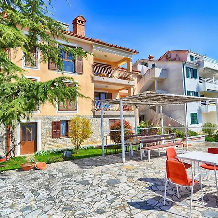 Apartment Fuer 5 Personen Ca 65 Qm In Rabac, Istrien Bucht Von