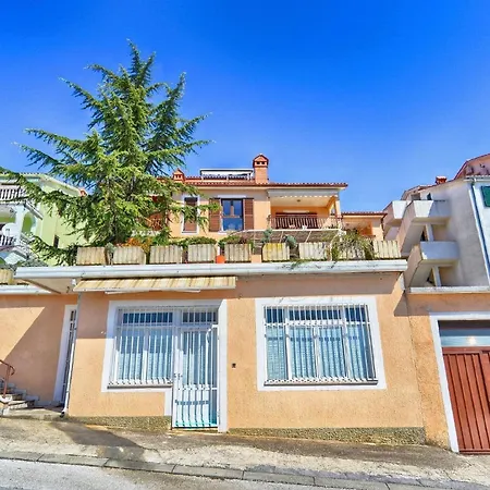 Fuer 5 Personen Ca 65 Qm In Rabac, Istrien Bucht Von Rabac
